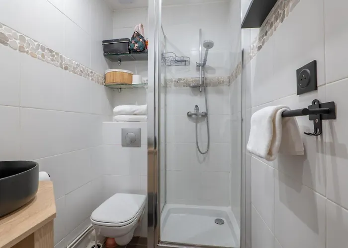 Apartman Cozy Hideaway In A Quiet Passage *